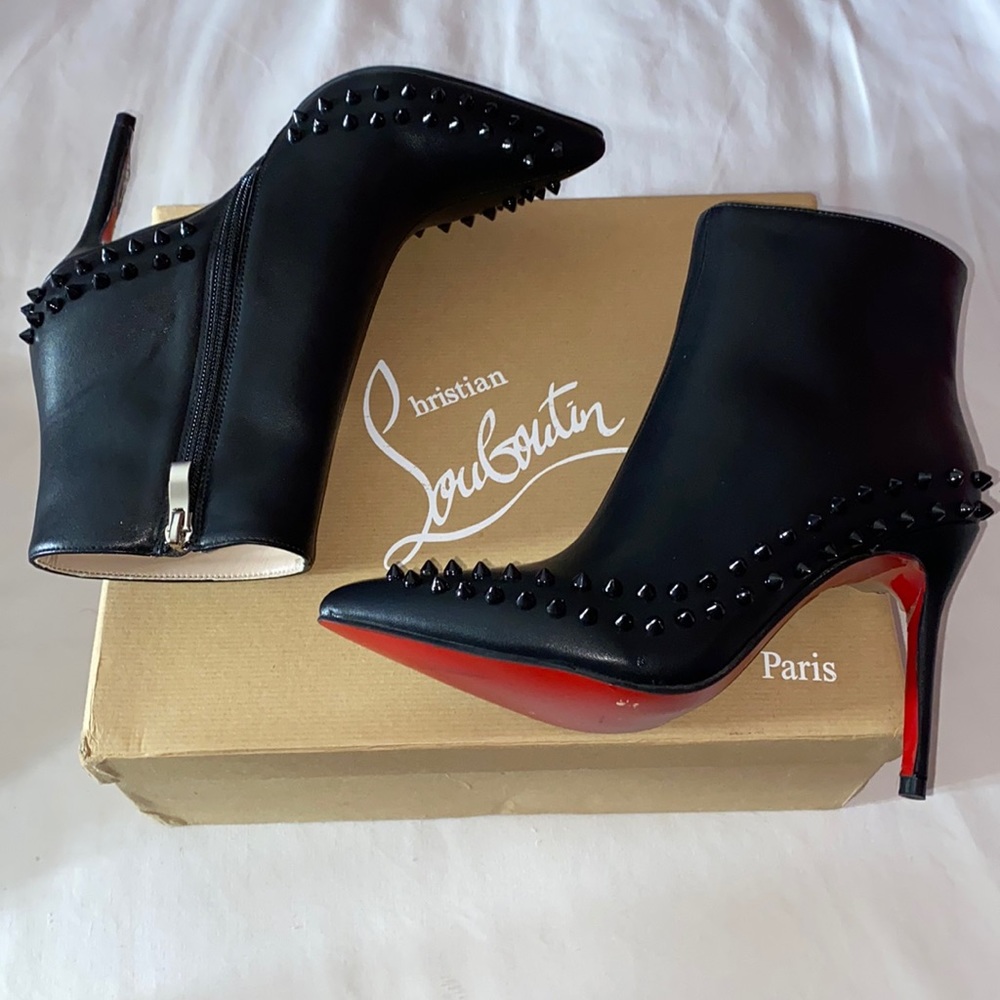 Red bottoms blck booties size 38
